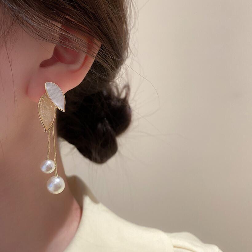 Simple Gold Pearl Drop Earrings - South India Jewels | Gold earrings  models, Gold earrings designs, Indian jewellery design earrings
